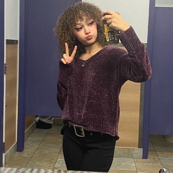 Meet your Posher, Kelsey - Picture 2 of 7